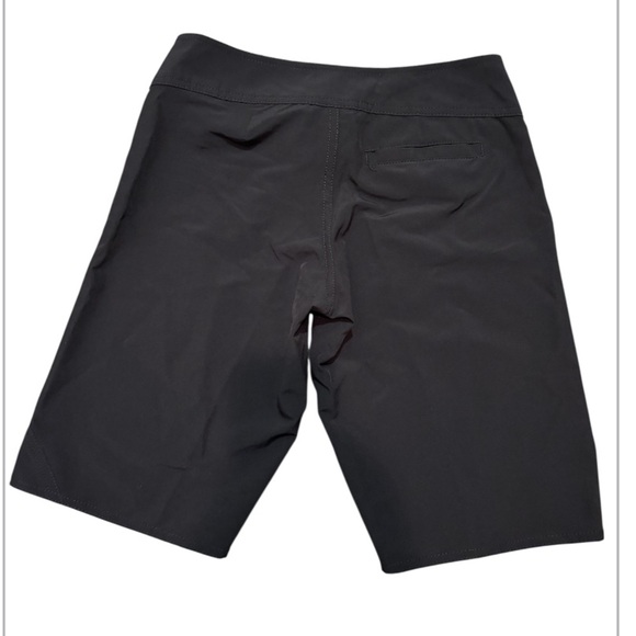 Volcom Women’s Simply Solid Board shorts NWT - Picture 5 of 6